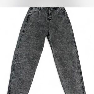 Hollister Women's Ultra High-Rise Mom Jeans